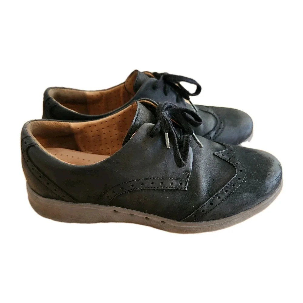 Women CLARKS Unstructured Un Hinton Nubuck Velvety Soft Walking Eurolook  8.5 M‎